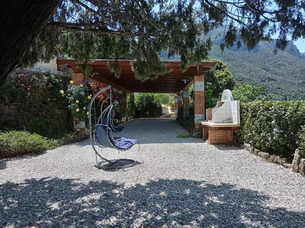 Casa Piredda Icore Iun R7749 Dorgali Apartment